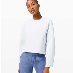 Lululemon Airwrap Crew in Alpine White